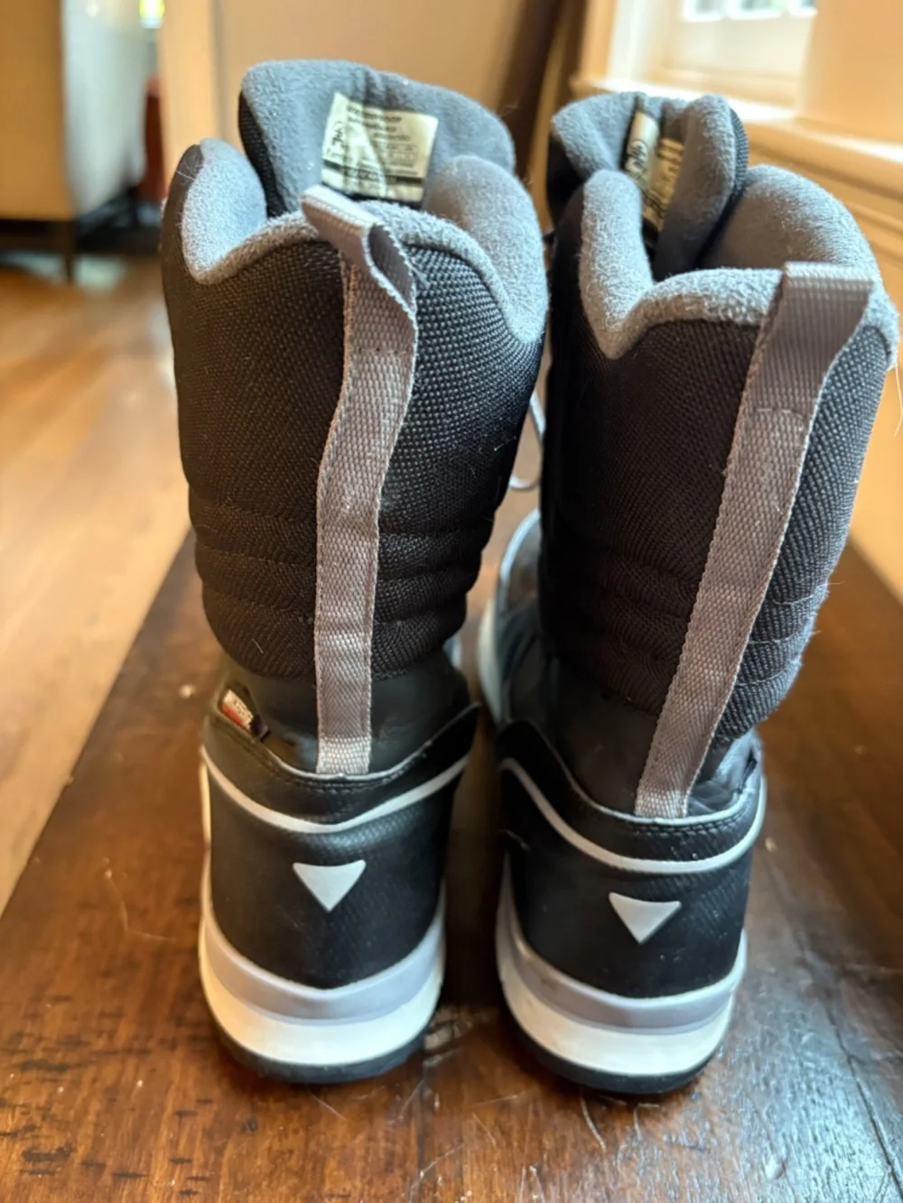 Kamik kids snow boots